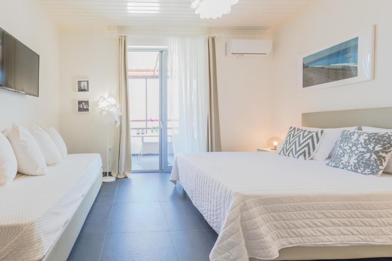 Rotunda Suites Kalamaki Buitenkant foto